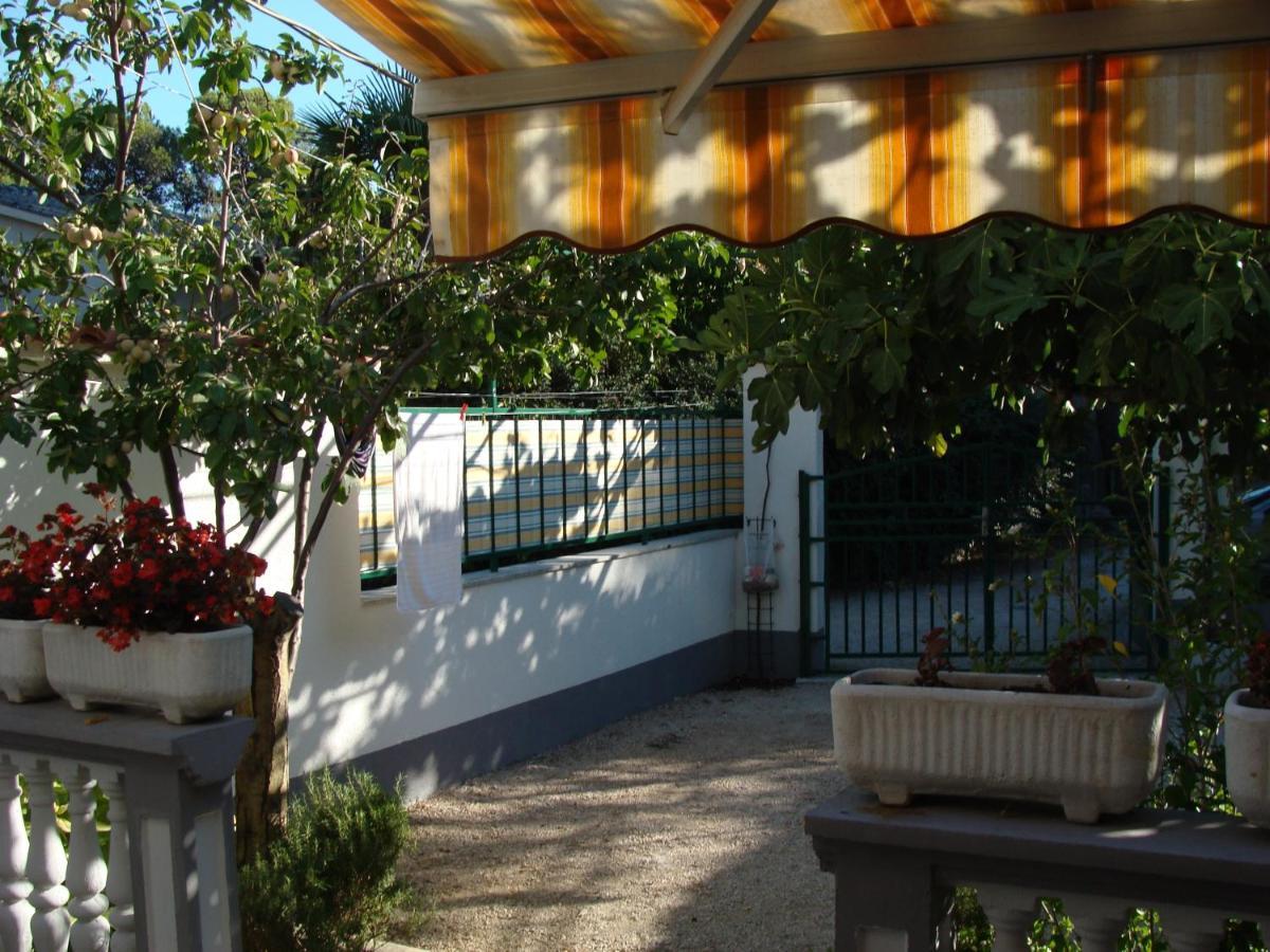Apartments By The Sea Jadrija, Sibenik - 11356 Exterior photo
